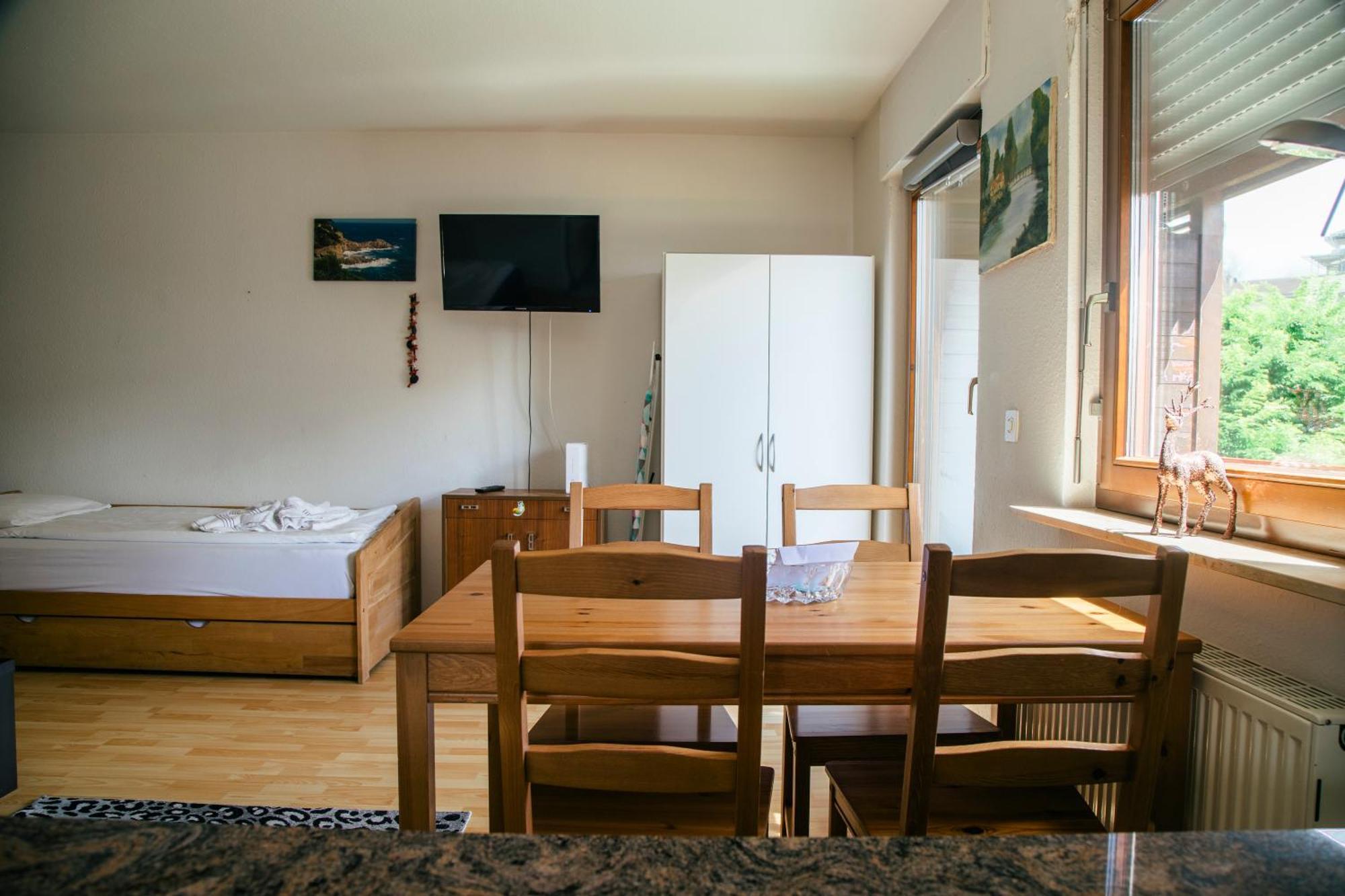 Between Lakes Apartments - 58 Інтерлакен Номер фото